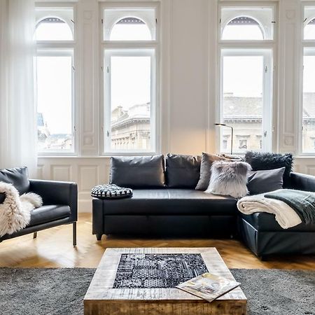 Bpr Luxe De Noir Et Blanc Apartment Budapeşte Dış mekan fotoğraf