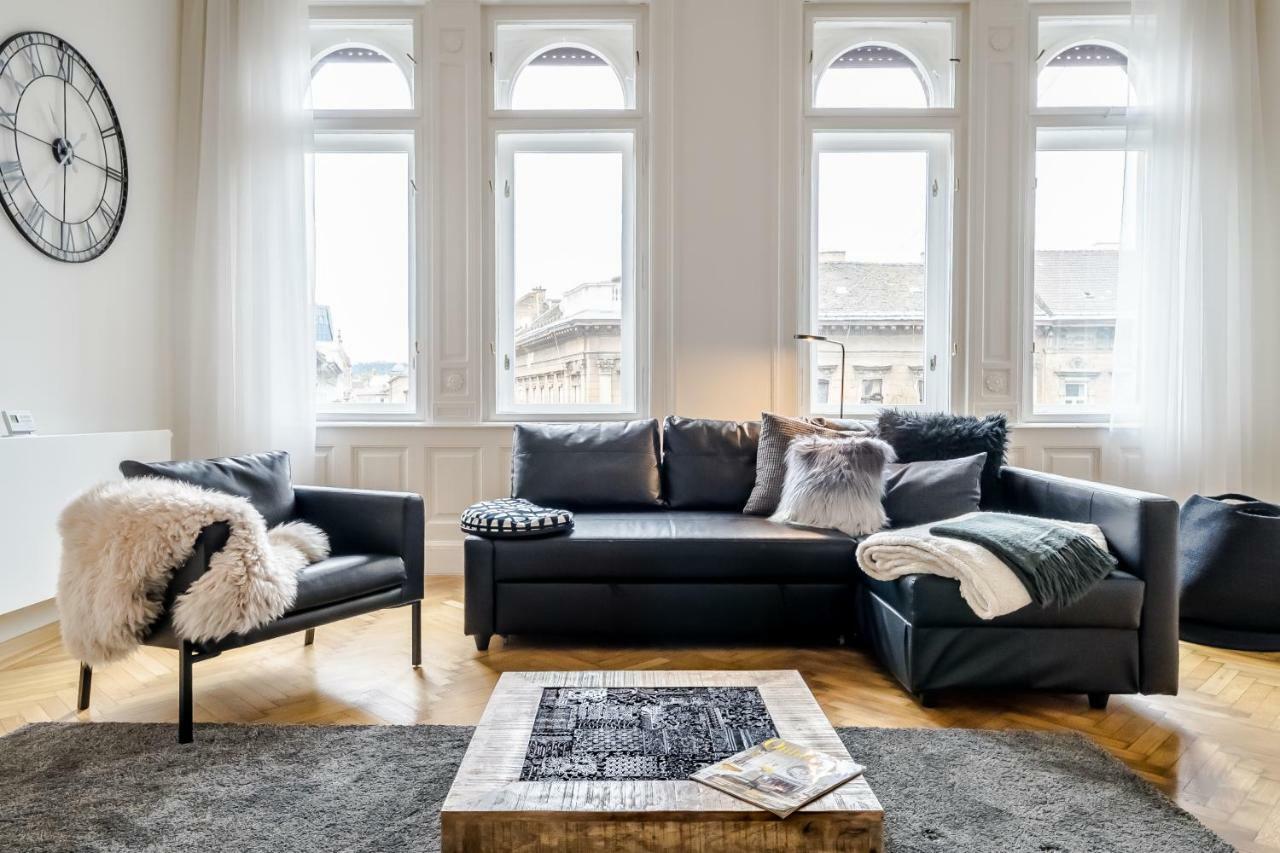 Bpr Luxe De Noir Et Blanc Apartment Budapeşte Dış mekan fotoğraf